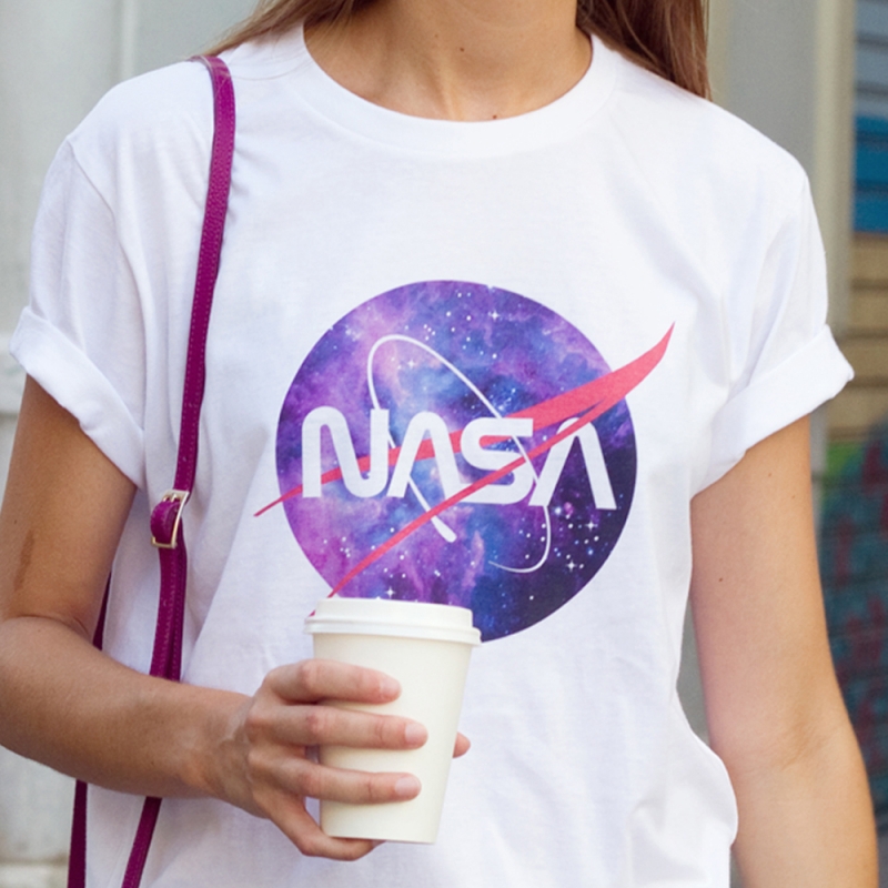 camiseta nasa blanca