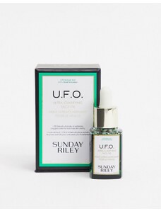 Aceite facial ultraclarificante con un 1,5% de ácido salicílico de 15 ml UFO de Sunday Riley-Borrar