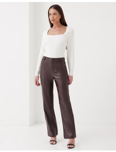 Pantalones color trufa de talle alto y pernera recta de poliuretano de 4th & Reckless-Marrón