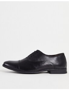 Zapatos negros con puntera reforzada de cuero Rome de schuh