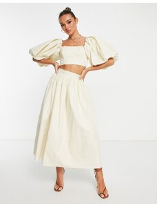 Falda midi color mantequilla de corte amplio de algodón de ASOS EDITION-Blanco