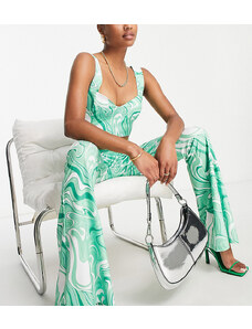 Pantalones verdes con estampado ondulado exclusivos de Collective The Label Petite (parte de un conjunto)