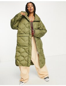 Abrigo largo caqui con diseño guateado ondulado de JJXX-Verde