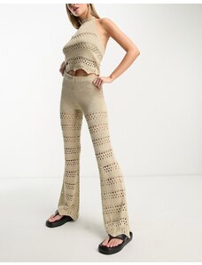 Pantalones de campana color bronce de croché de Urban Classics (parte de un conjunto)-Beis neutro