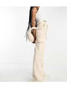 ASOS Tall Pantalones cargo color crudo de talle alto y pernera recta de ASOS DESIGN Tall-Blanco