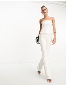 Pantalones de campana blancos de tejido efecto cuero de Naked Wardrobe (parte de un conjunto)