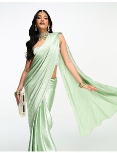 Conjunto de sari de dama de honor verde salvia de Kanya London