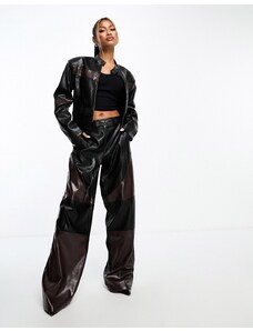 Pantalones con diseño color block motocross de cuero sintético Flynn de AFRM-Negro