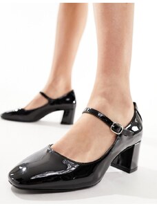 Zapatos de tacón negros estilo merceditas de Mango