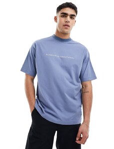 Camiseta azul claro con logo Stacked de Barbour International