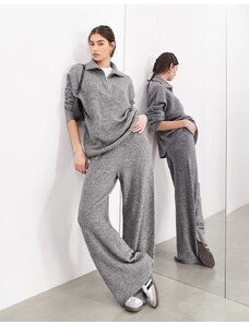 Pantalones gris claro de pernera ancha de canalé de ASOS EDITION (parte de un conjunto)