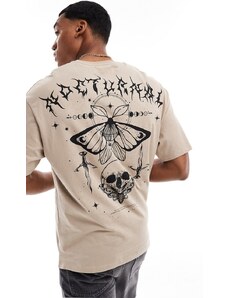 Camiseta beis extragrande con estampado de mariposa y calavera en la espalda de ADPT-Beis neutro