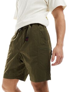 Pantalones cortos caquis utilitarios de nailon de Gramicci-Verde