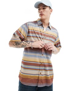 Camisa multicolor a rayas de manga corta de KAVU