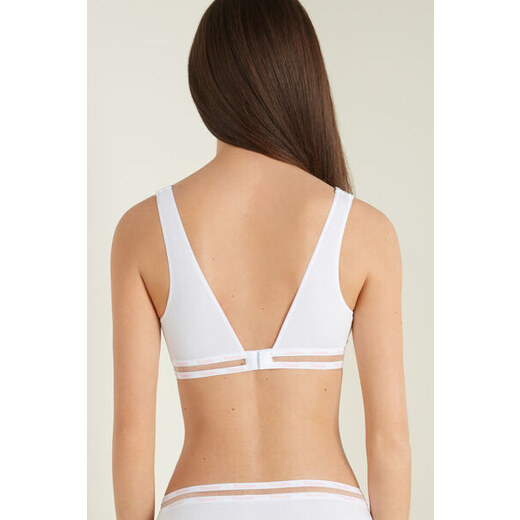 Seamless bamboo reinforced bra