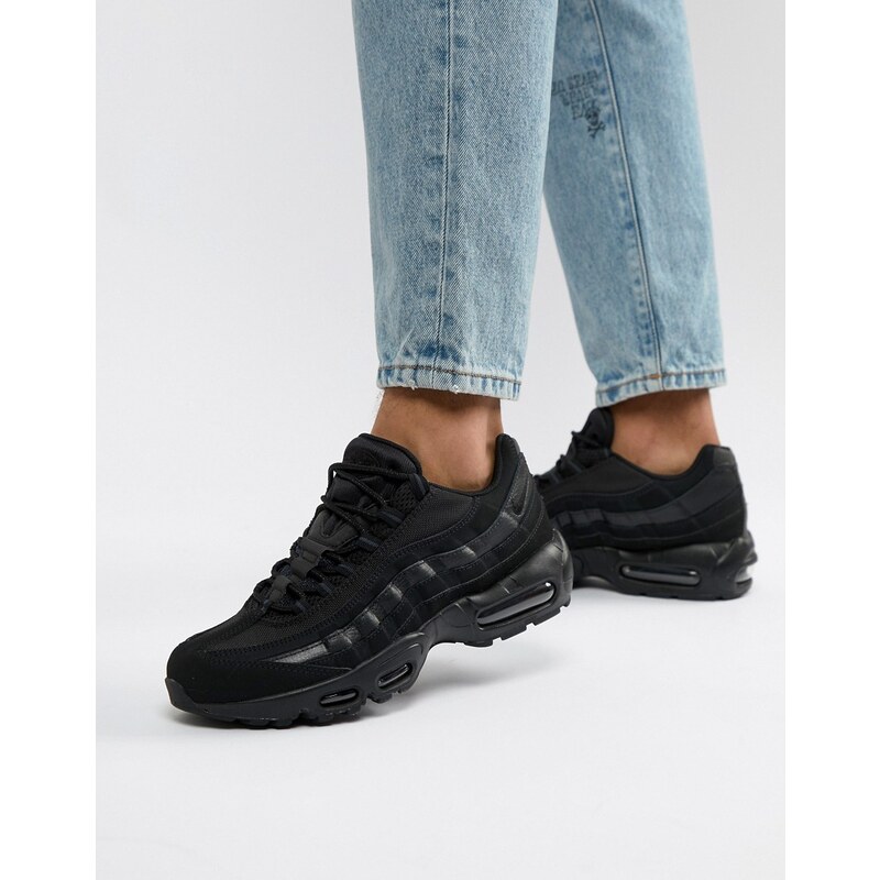 Zapatillas de deporte en cuero negro Air Max 95 de Nike GLAMI.es