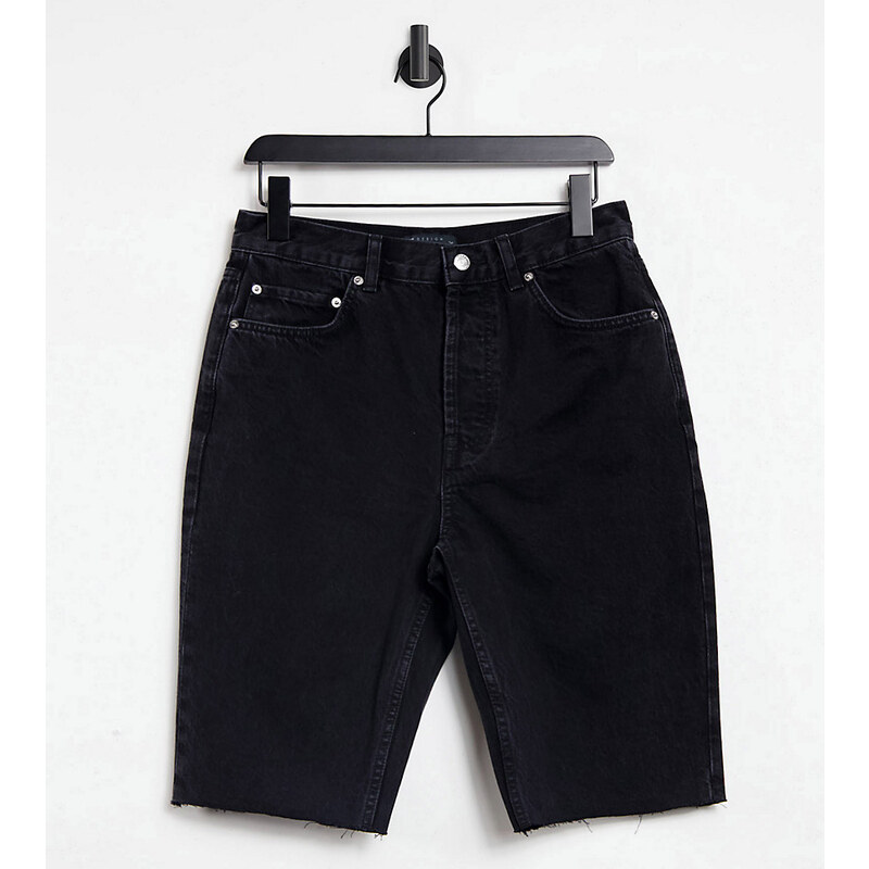ASOS Tall Shorts vaqueros largos estilo años 90 con lavado negro de mezcla de algodón orgánico de ASOS DESIGN