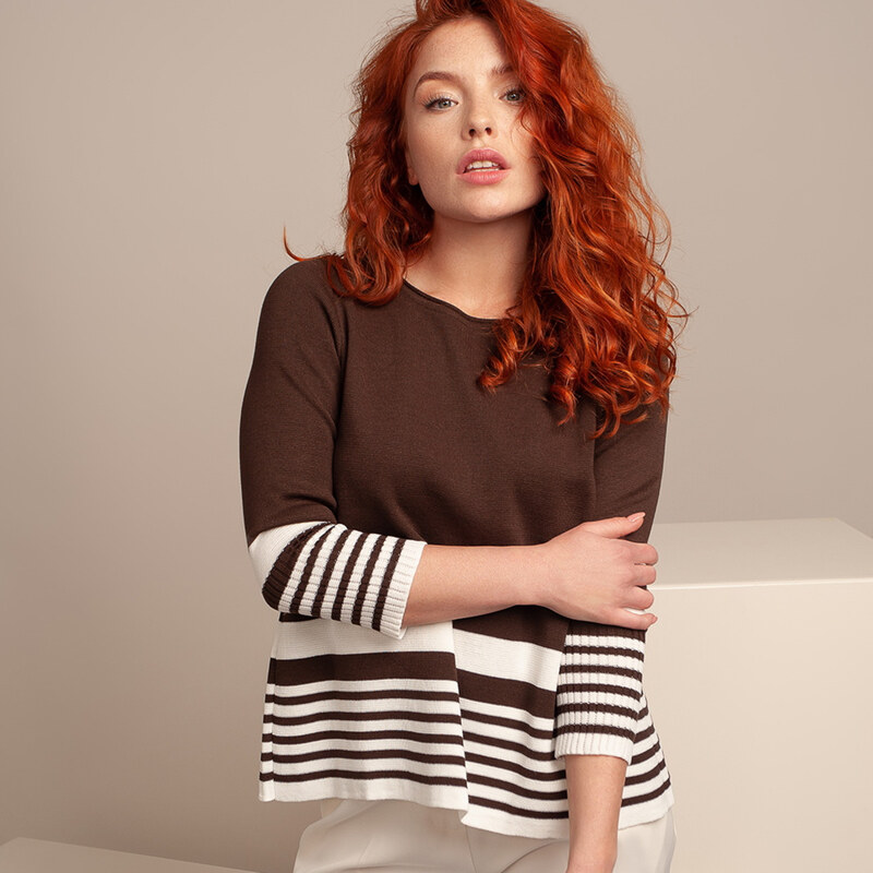 Willsoor Suéter de mujer color marrón con elementos en contraste blancos 13908