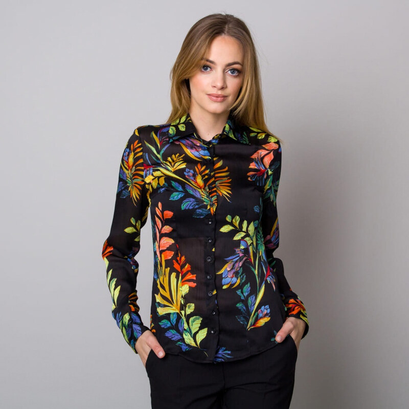 Willsoor Camisa negra de mujer con estampado floral de colores 13244
