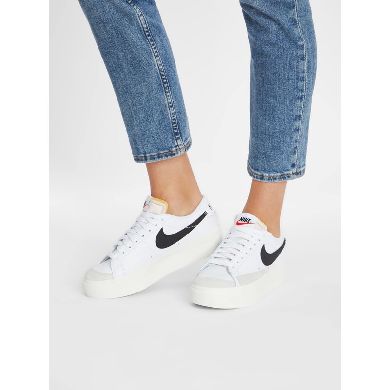 Nike Sportswear Zapatillas deportivas bajas 'Blazer' gris claro / negro / blanco