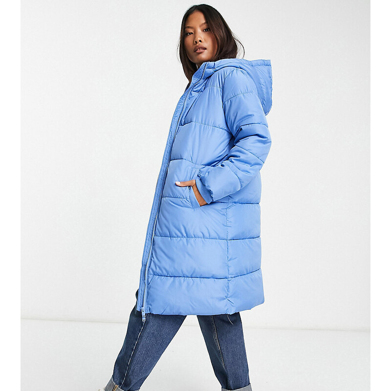 Abrigo largo azul hielo acolchado con capucha de Pieces Petite