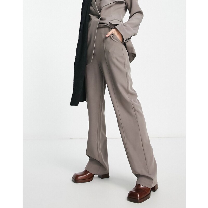 Pantalones de sastre beis grisáceo de 4th & Reckless (parte de un conjunto)-Marrón