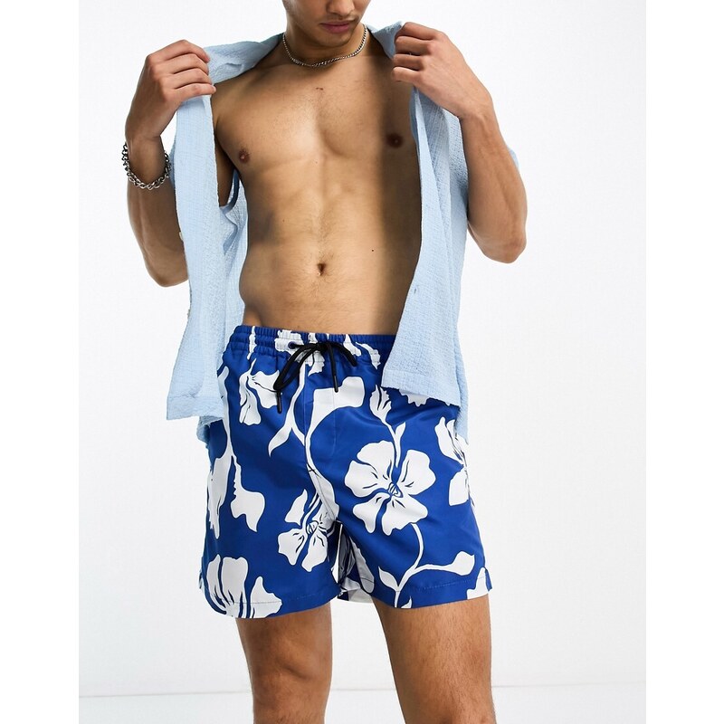 Shorts de baño azules con estampado floral de Only & Sons