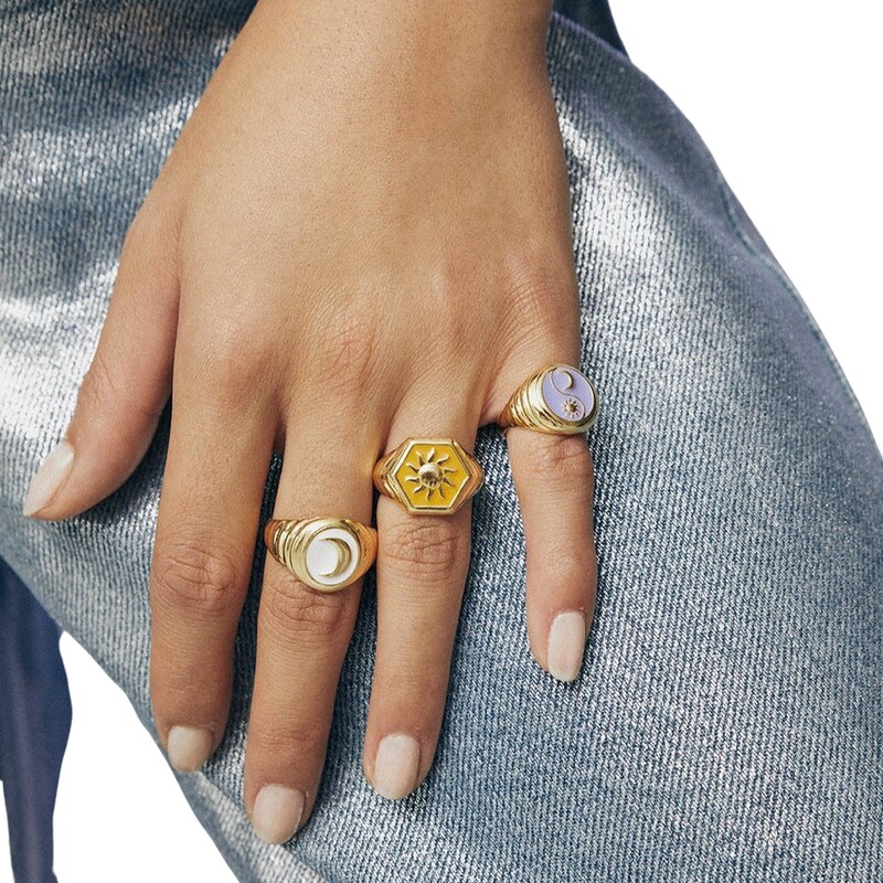 Wilhelmina Garcia Sparkling Eclipse Ring Purple 50 - Shopper