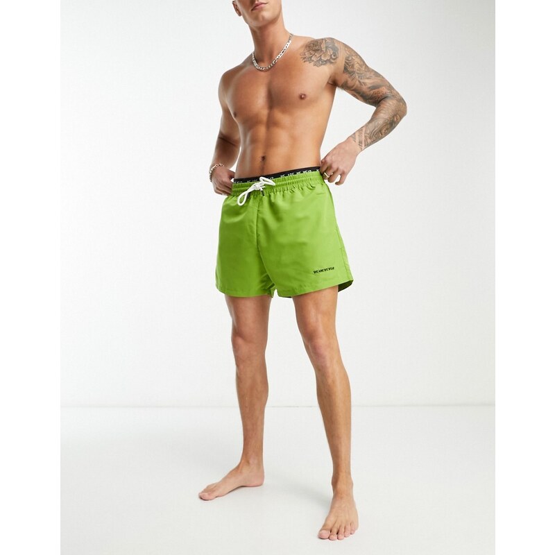 Shorts de baño de largo estándar con logo en la cinturilla Bobbie de We Are We Wear-Verde