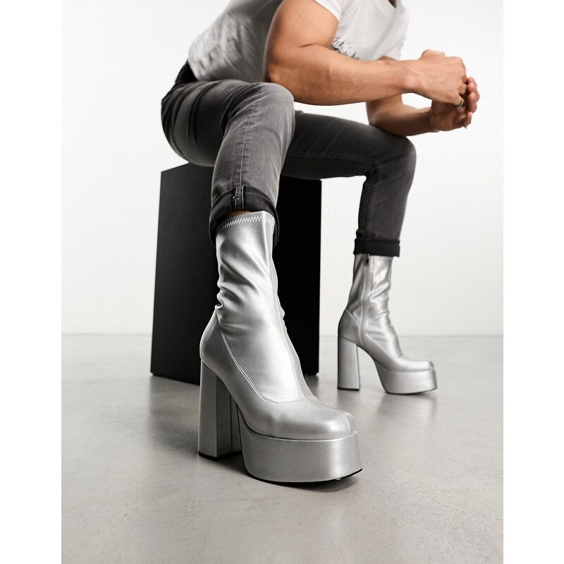Koi Footwear Botines plateado metalizado de tacón con plataforma de KOI